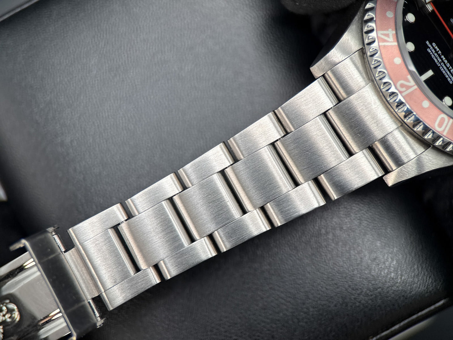 Rolex GMT-Master II 16710 Pepsi Black Dial Steel Oyster Automatic 40mm Watch6