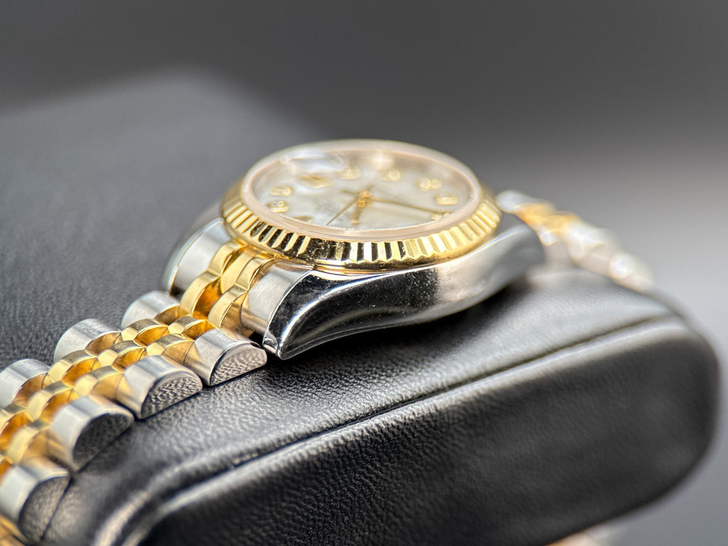 Rolex Lady-Datejust 179173 Mother of Pearl Diamond Dial 26mm Automatic Watch4