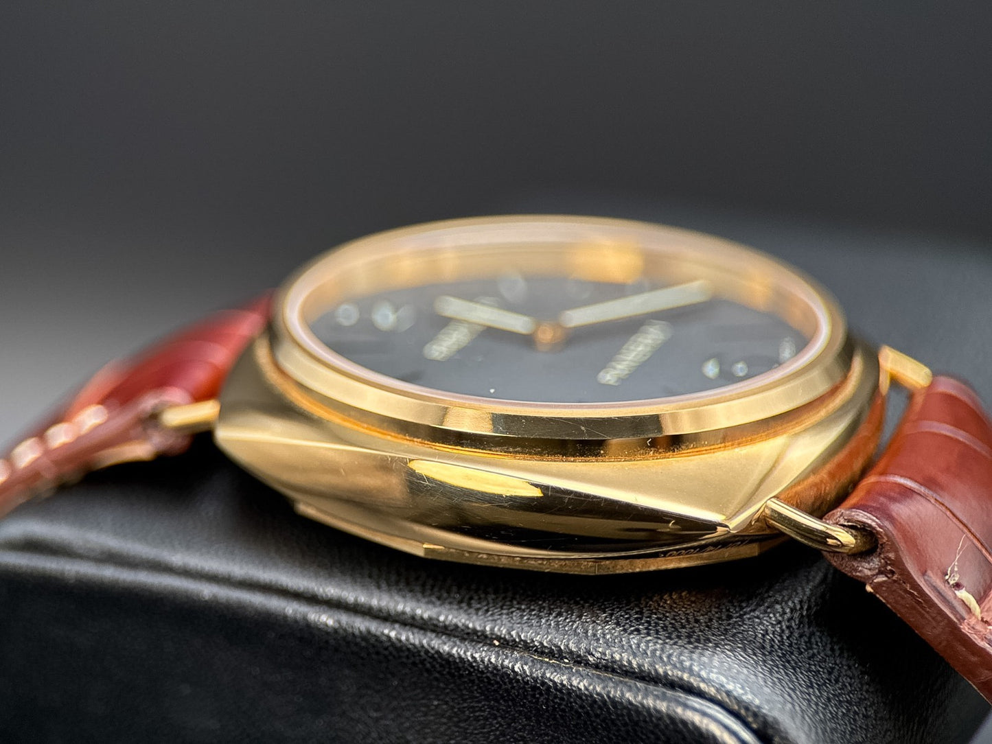 Panerai Radiomir Base PAM00231 Black Dial Rose Gold 45mm Manual Watch3