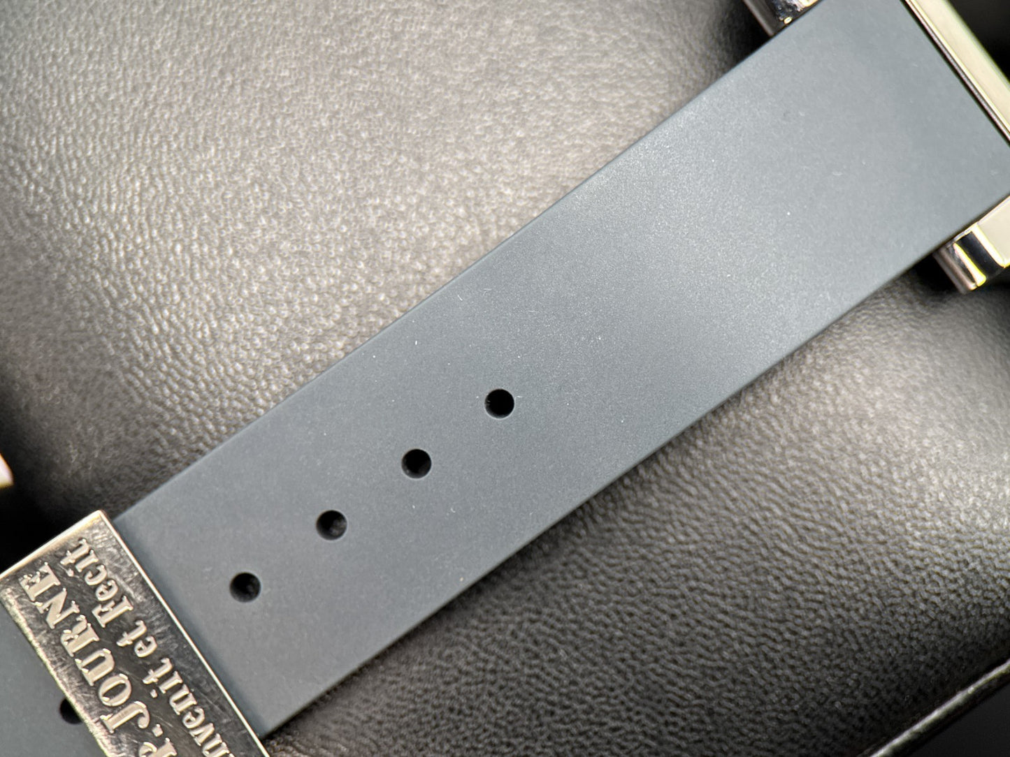 F.P.Journe Élégante 48 Ref. ELHT Titanium White Dial Watch Complete Set 20217