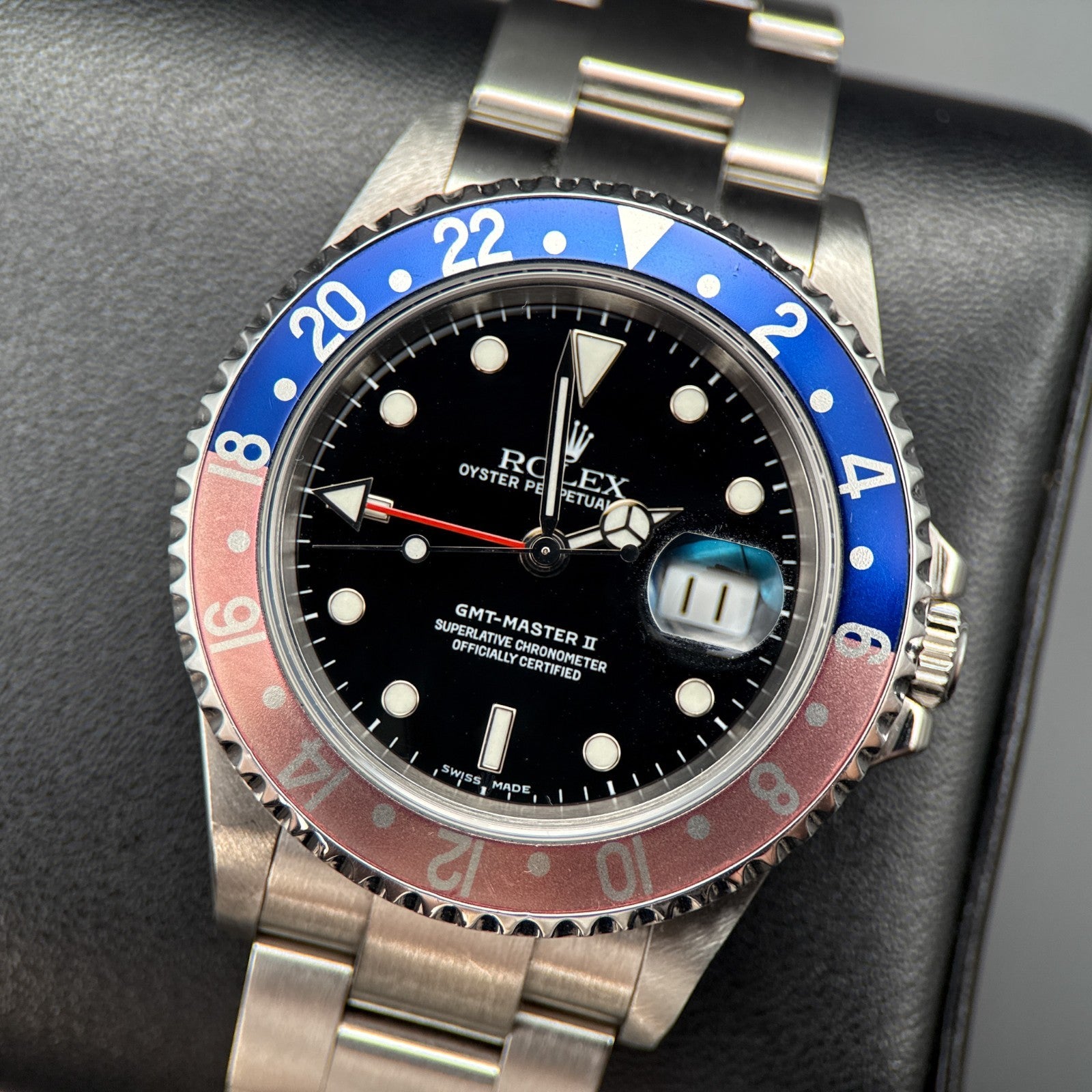 Rolex GMT-Master II 16710 Pepsi Black Dial Steel Oyster Automatic 40mm Watch0