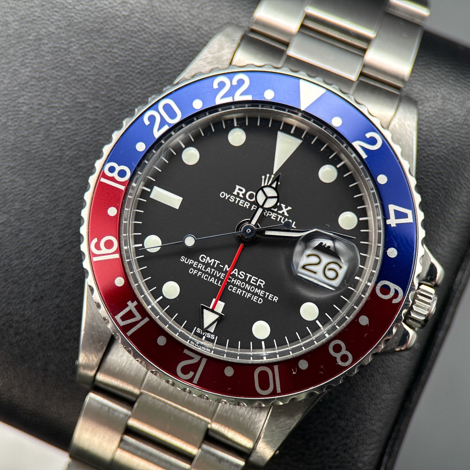 Vintage Rolex GMT-Master 1675 Pepsi Black Dial Automatic 40mm Watch - 19700