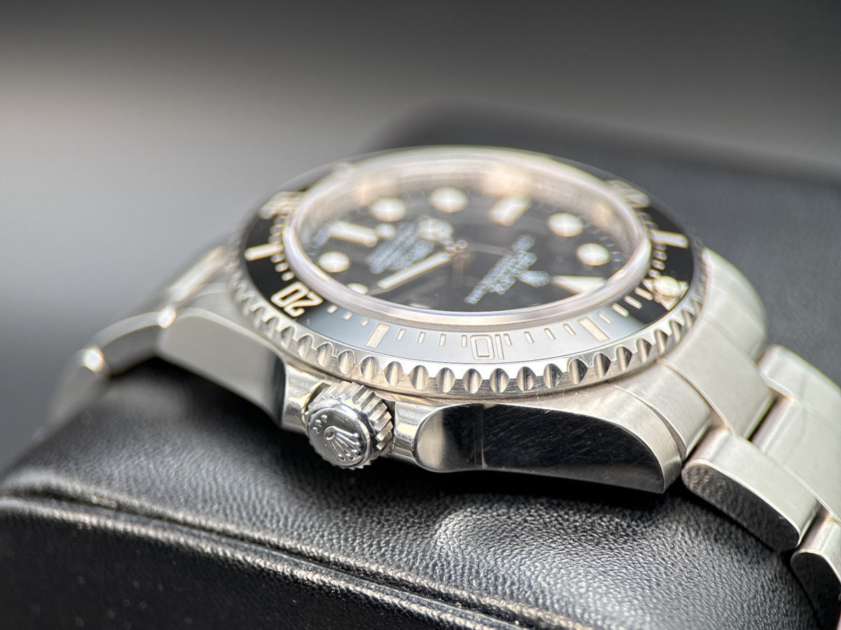 Rolex Sea-Dweller 116600 Black Dial Steel Oyster Automatic 40mm Watch - 20142