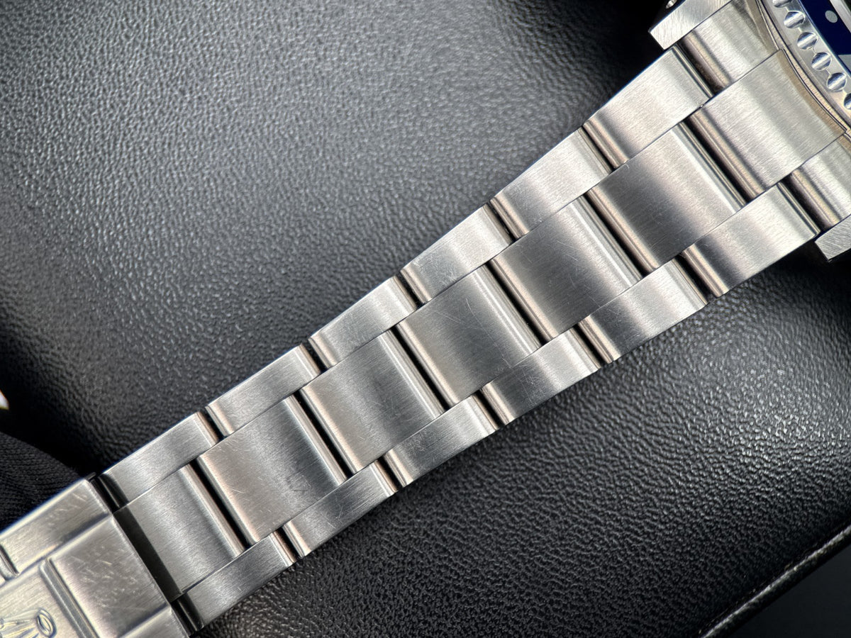 Rolex GMT-Master II 16710 Pepsi Black Dial - photo 8 of 11