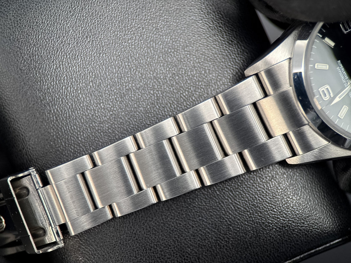Rolex Explorer 36 114270 Black Dial - photo 7 of 11