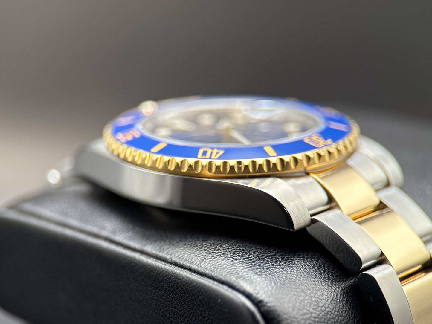 Rolex Submariner Date 116613LB Bluesy 40mm Blue Dial Automatic Watch - 2018