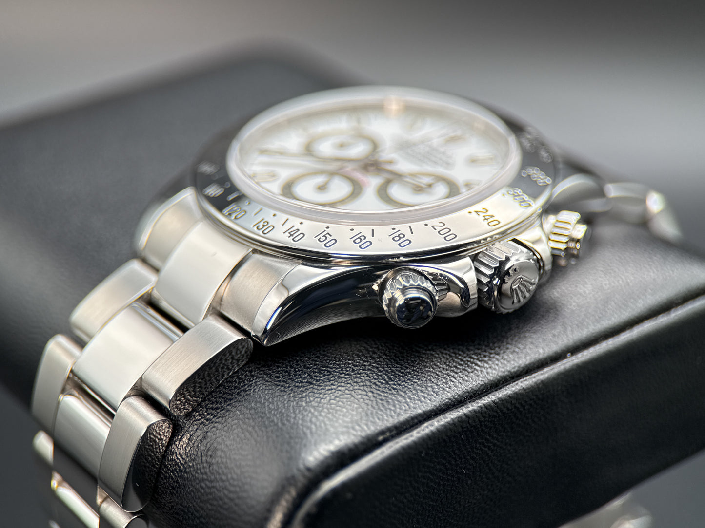 Rolex Daytona 116520 White Dial Stainless Steel 40mm Automatic Watch - 2008