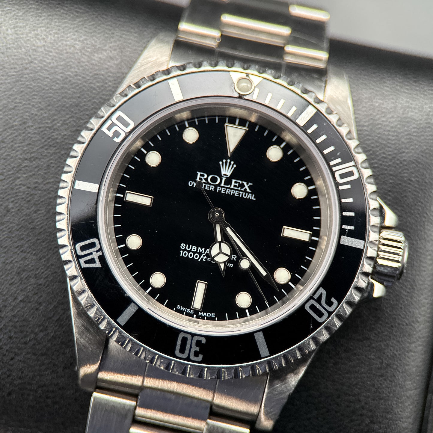 Rolex Submariner No-Date 14060M Black Dial 40mm Stainless Steel Automatic Watch