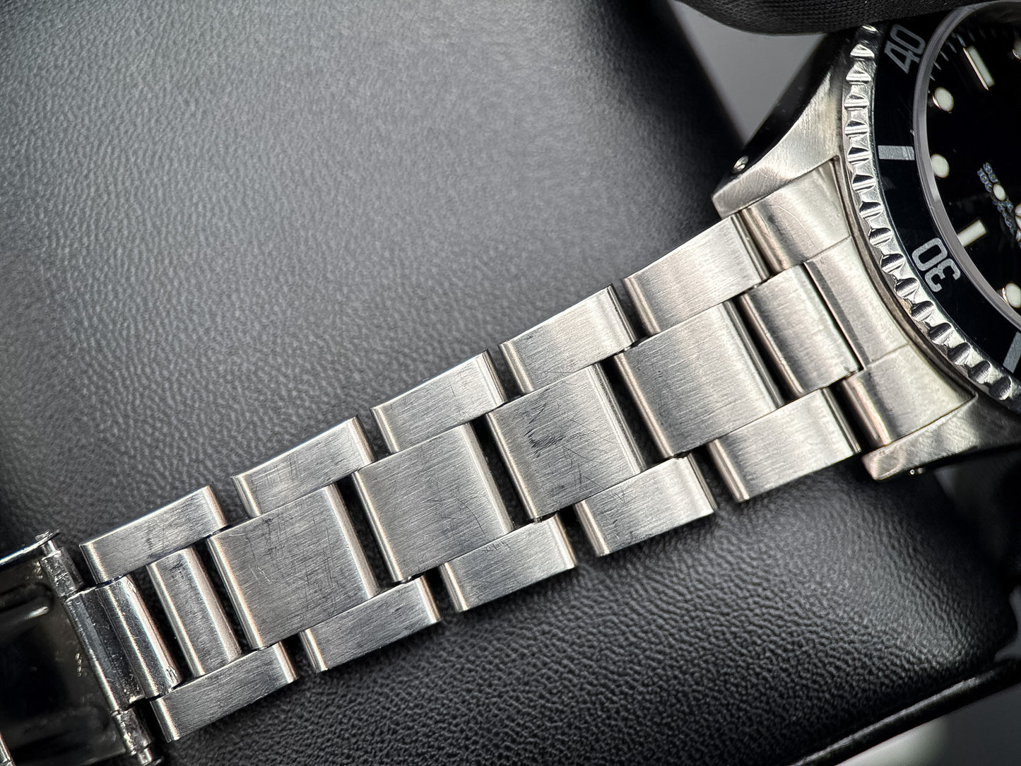 Rolex Submariner No-Date 14060M Black Dial 40mm Stainless Steel Automatic Watch
