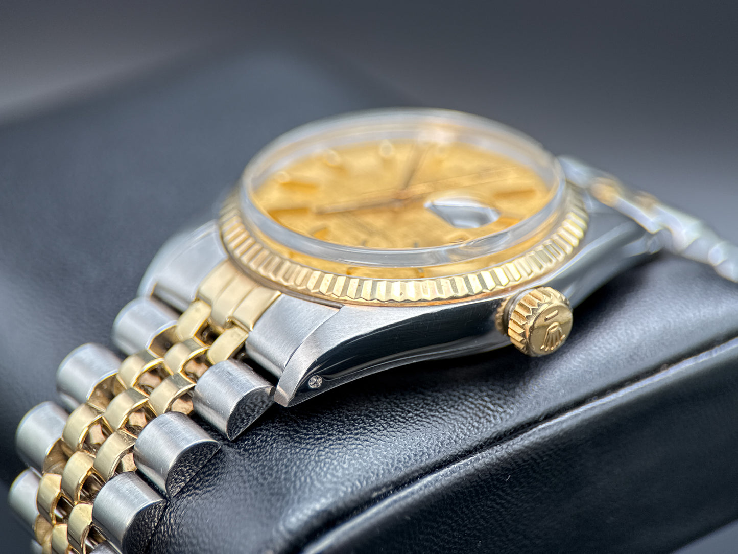 Vintage Rolex Datejust 16013 Champagne Linen Dial Automatic 36mm Watch