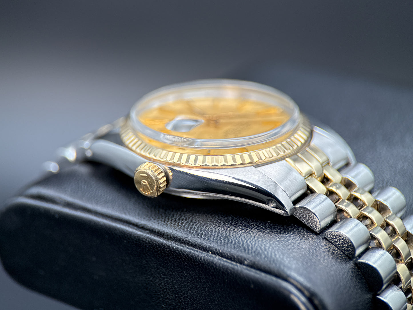 Vintage Rolex Datejust 16013 Champagne Linen Dial Automatic 36mm Watch