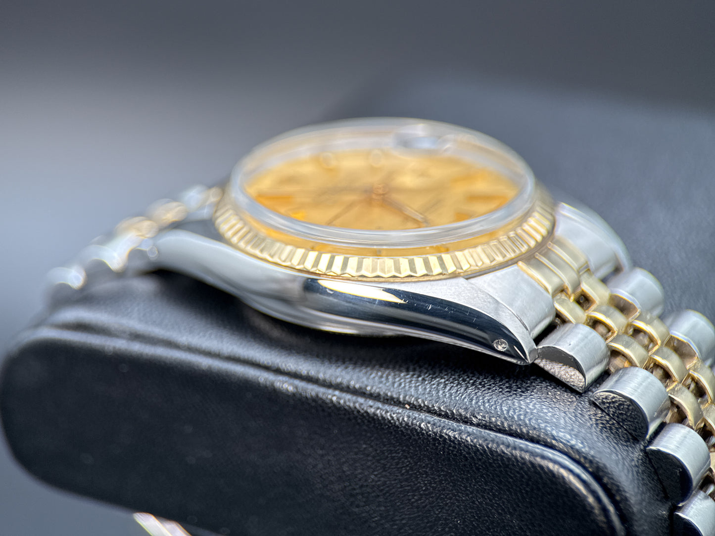 Vintage Rolex Datejust 16013 Champagne Linen Dial Automatic 36mm Watch