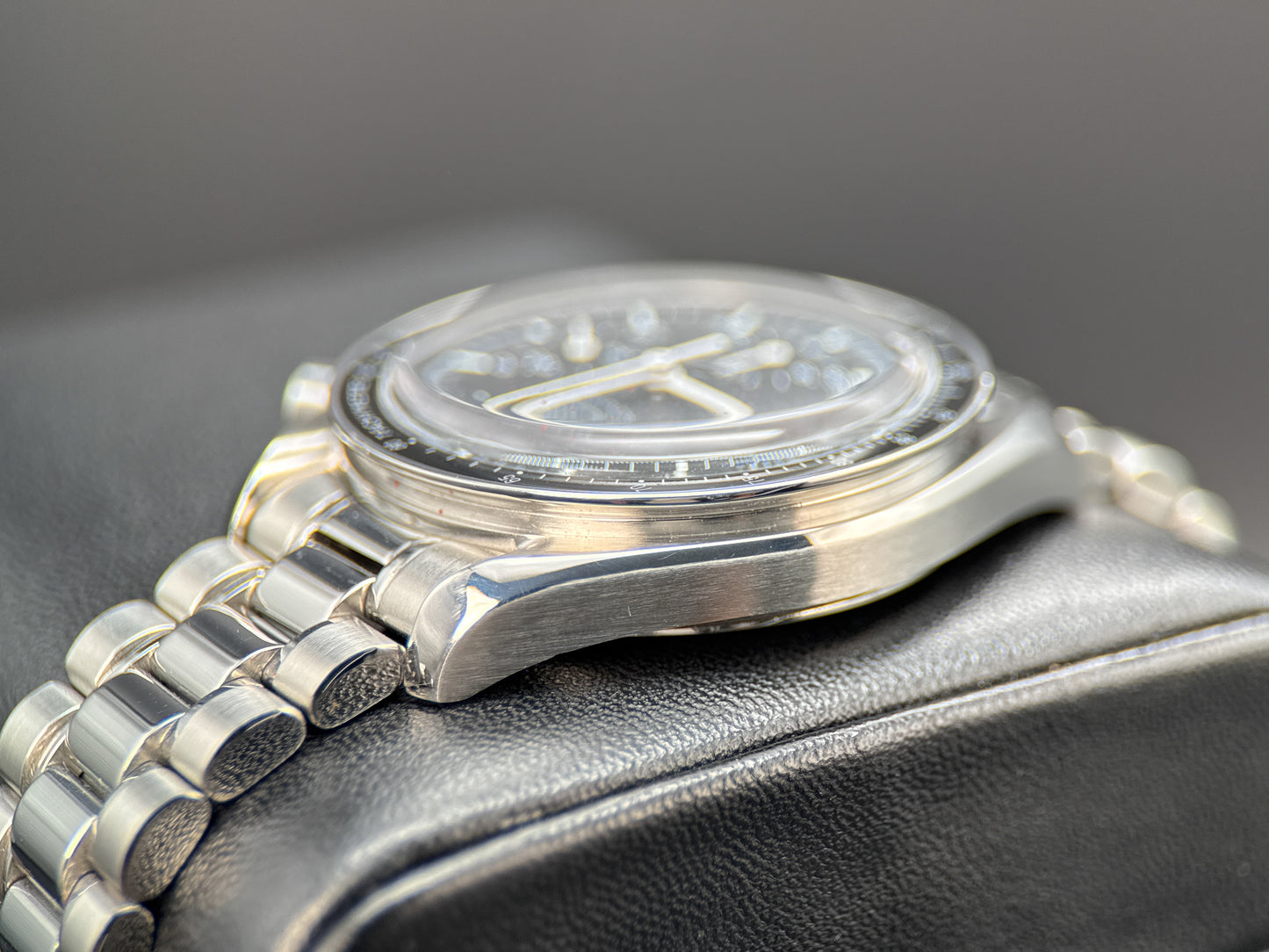 OMEGA Speedmaster Moonwatch 145.022-76 Black Dial Vintage Manual 42mm Watch
