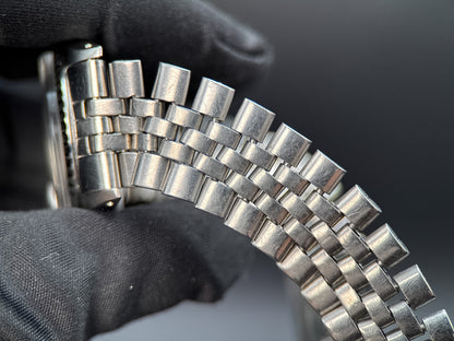 Rolex Datejust 36mm 1603 Silver Dial Engine Turned Bezel Automatic Watch
