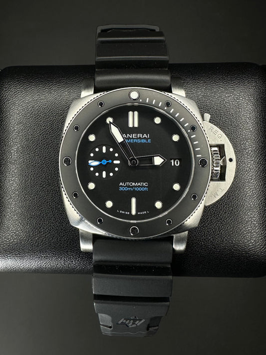 Panerai Luminor Submersible 2021 - PAM00683