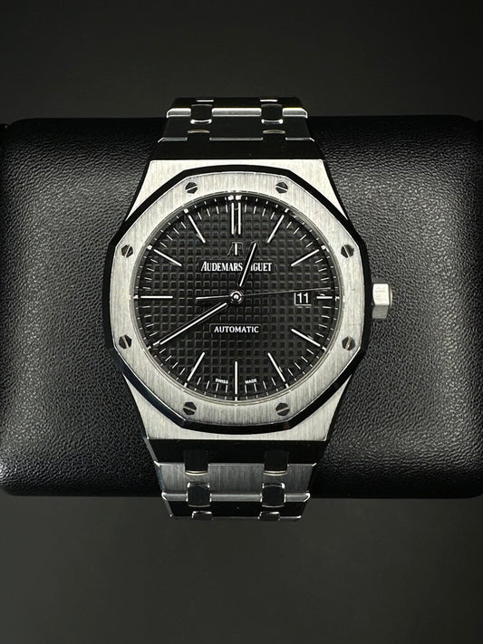 Audemars Piguet Royal Oak 15400 Black Dial Watch 41mm - 15400ST.OO.1220ST.01